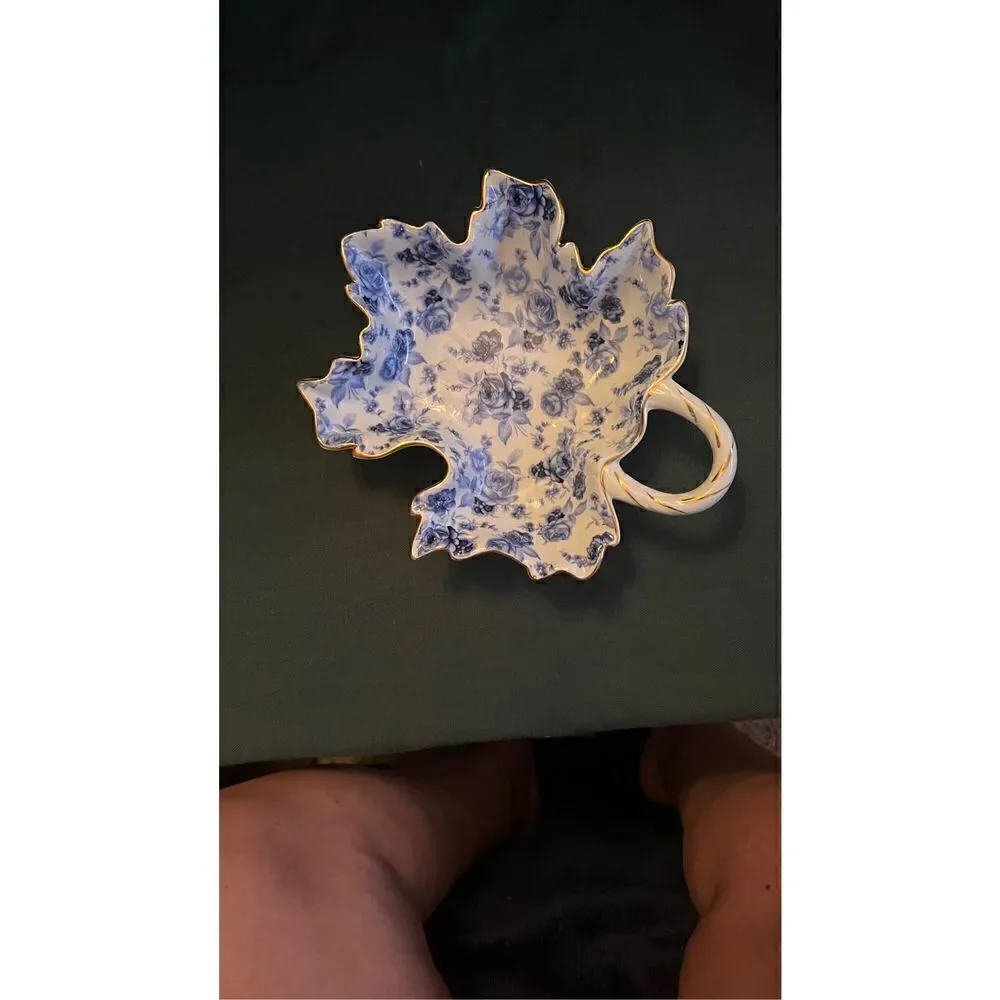 Vintage J. Godinger & Co Antique Reflections Leaf Shape Pickle Dish Blue Roses